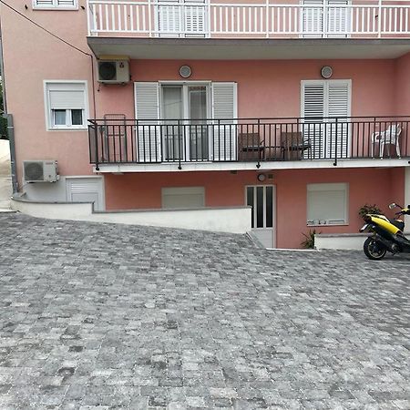 Apartments Antonia Makarska Exterior photo